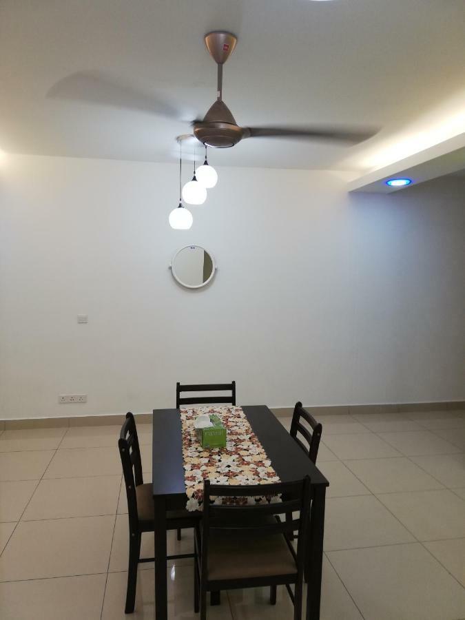 Ae Homestay Путраджая Екстериор снимка